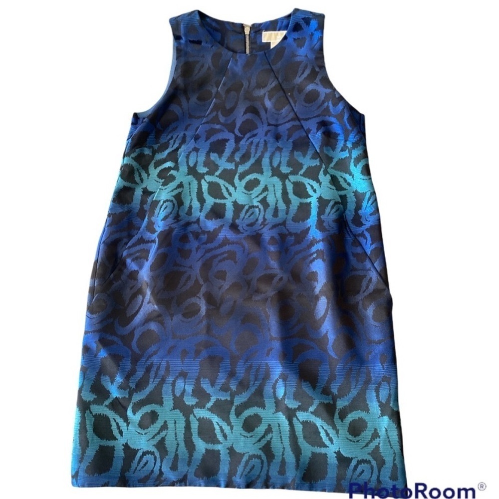 Sleeveless shift dress with pockets size 12